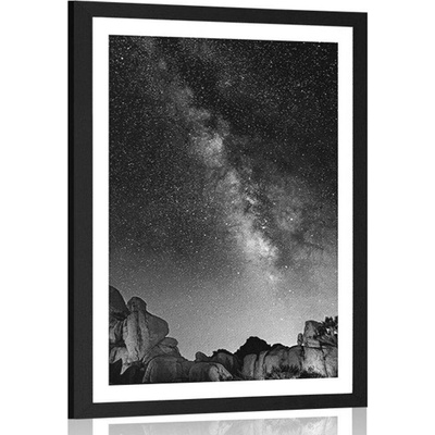 Plakát s paspartou hvězdná obloha nad skalami v černobílém provedení - 40x60 white