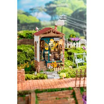 Robotime miniatúra domčeka Dvor snov