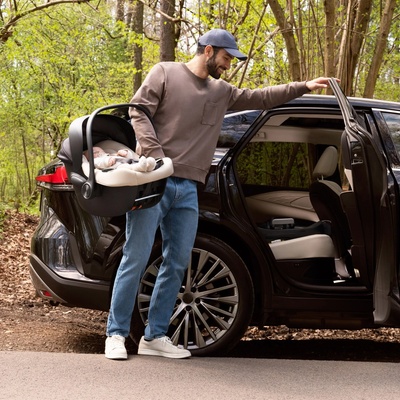 Kinderkraft I-LITE s bází ENDURA SAFE FX 2024 béžová