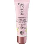 alverde NATURKOSMETIK Тониращ дневен крем BB Clear Beauty, 30 ml (1561646)
