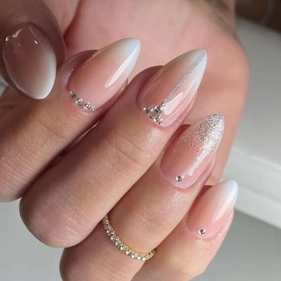 JUSTOTRY třpytivých lepicích nehtů 24 ks