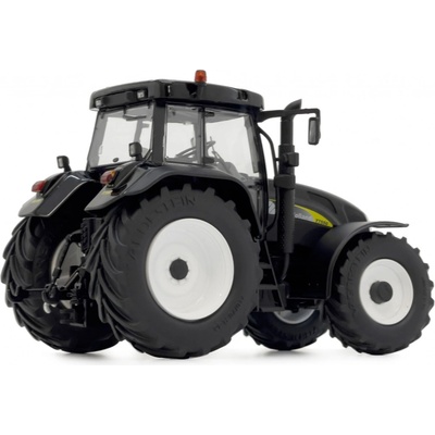 MarGe Models Model traktoru New Holland T7550 black limited edition :32