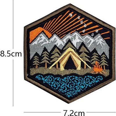 WARAGOD Vyšívaná nášivka Mountain Camping 03