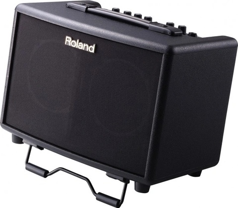 Roland AC 33