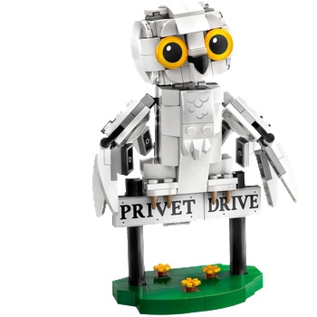 LEGO® Harry Potter™ - Hedwig at 4 Privet Drive (76425)