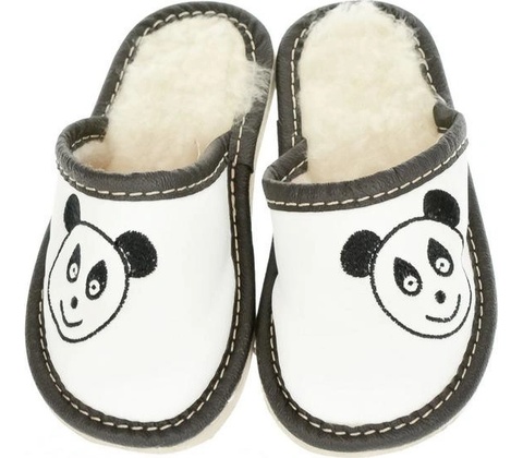 biele papuče PANDA