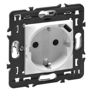 Legrand Контакт ШУКО 2P+E 16A + USB тип C 1.5A 7.5W 2 мод. цвят бял Mosaic - 077271L (077271L)