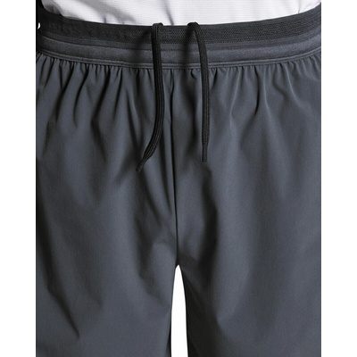 On 7" Core Shorts