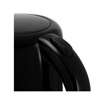 Adler Electric kettle 1.7L with anti-scale filter and automatic shut-off