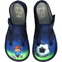 Detské barefoot papuče chlapec futbalista látkové papuče na suchý zips Zuzia 02