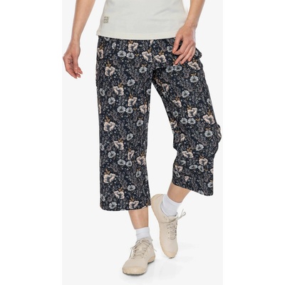 Kavu La Ticla quiet wildflowers