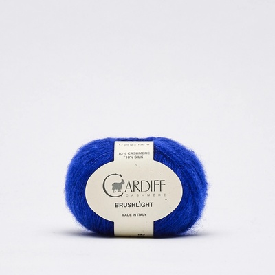 BRUSHLIGHT Cardiff Cashmere Farby BRUSHLIGHT a BRUSHMERE: 132 kráľovská modrá