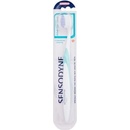 Manuálne zubné kefky Sensodyne Advanced Clean Extra Soft