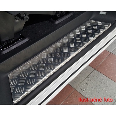 Nášlapy - hliníkové zadné VW Caravelle, 2003-2015 / T5