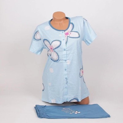 Дамска лятна пижама в синьо с копчета, 7/8 панталон и цветя