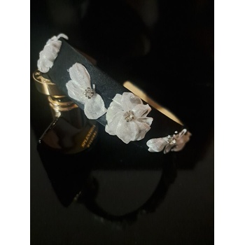 Radi handmade Диадема с нежни бели цветя с камъчета (913)