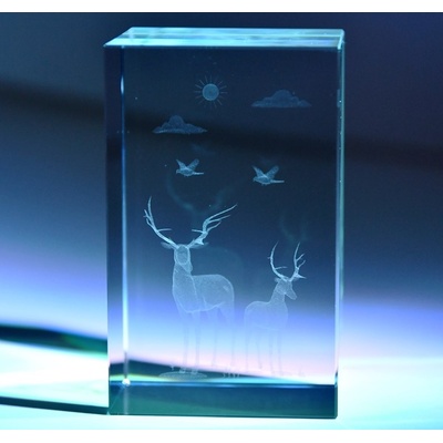 3D jelínci ve skl. kvádru 50 x 50 x 80 mm