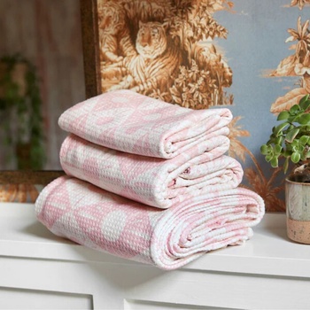 Dock&bay Dock & Bay: Бързосъхнеща кърпа за бяна - Diamond Pink 160X70см (5060668838587)