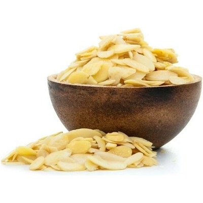 NaturBites Mandle natural loupané-plátky 1000 g