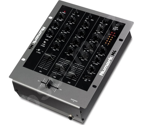 Numark M4
