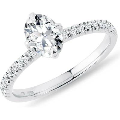 Klenota Prsten s oválným diamantem a brilianty v bílém zlatě K0860032
