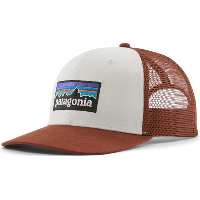 Patagonia Шапка с козирка Patagonia P-6 Logo Trucker Hat Cap - White / Rusty Red - размер One Size (204-6386-3511)