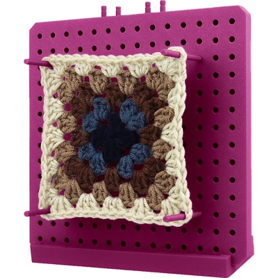 Pro Háčkování Vypínací podložka na čtverce. - verze V2 - 17,5 cm - purpurová