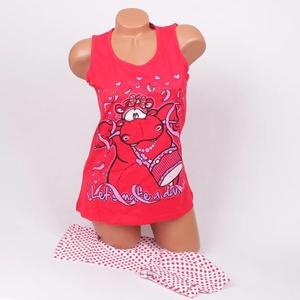  Пижама в червено и бяло с точки и картинка