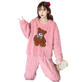 Image 1 of Дамска зимна пухкава пижама в цвят пудра с мече