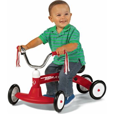 Radio Flyer Scoot O Nábytku-Friendly Ride-On, 1-3 roky