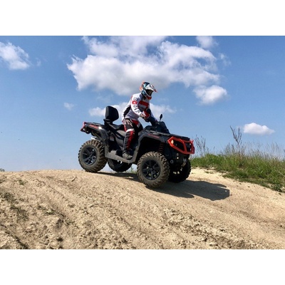 Jízda v terénu na ATV čtyřkolce