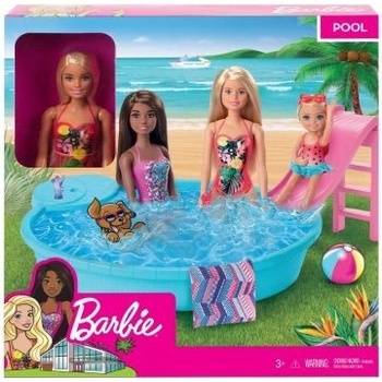 Barbie a bazén