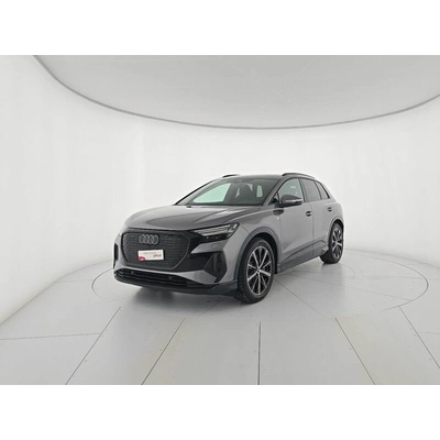 Audi Q4 45 quattro e-tron S-line 210 kW