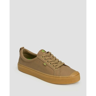 Cariuma OCA Low Gum Burnt Sand Canvas Sneaker