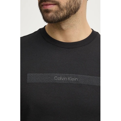 Calvin Klein Памучна тениска Calvin Klein в черно с апликация K10K113791 (K10K113791)