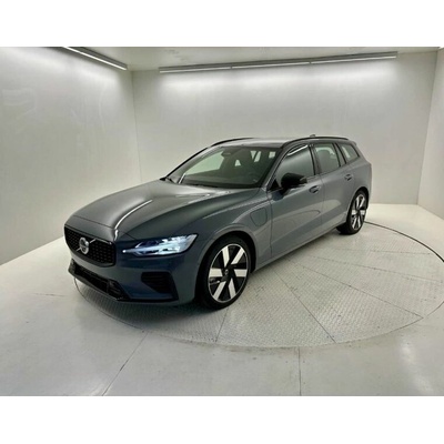 Volvo V60 T6 Plus Dark AWD 257 kW