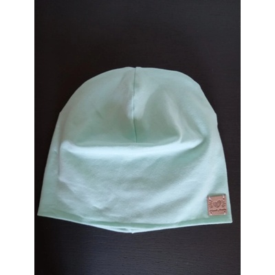 čepice pistáciová