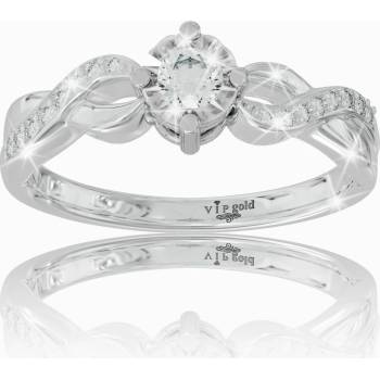 VIPgold Zlatý prsteň s bielymi zafírmi v bielom zlate SA3086b S