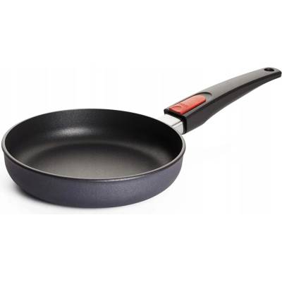 Tradiční pánev WOLL 20 cm titanová