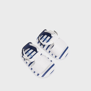 Mayoral Декоративни сандали за новородено момче в бяло и синьо Майорал - за момче, в тъмно синьо