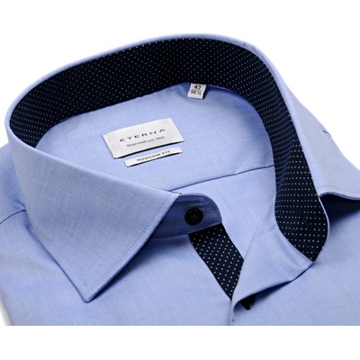 Eterna Modern Fit Fine Oxford košile s tmavě modrým vnitřním límcem a manžetou prodloužený rukáv Světle Modrá