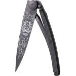 DEEJO 1gc106 tattoo black carbon / Ултралеко джобно ножче с карбонова дръжка и татуировка (1gc106)