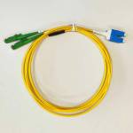Conneu E2000-APC-SC-UPC Uniboot пач корда, сингълмод, 3 мм, жълта, Conneu (10 м) (CNFJ-E2ASCOS2UBYE3mm-10)