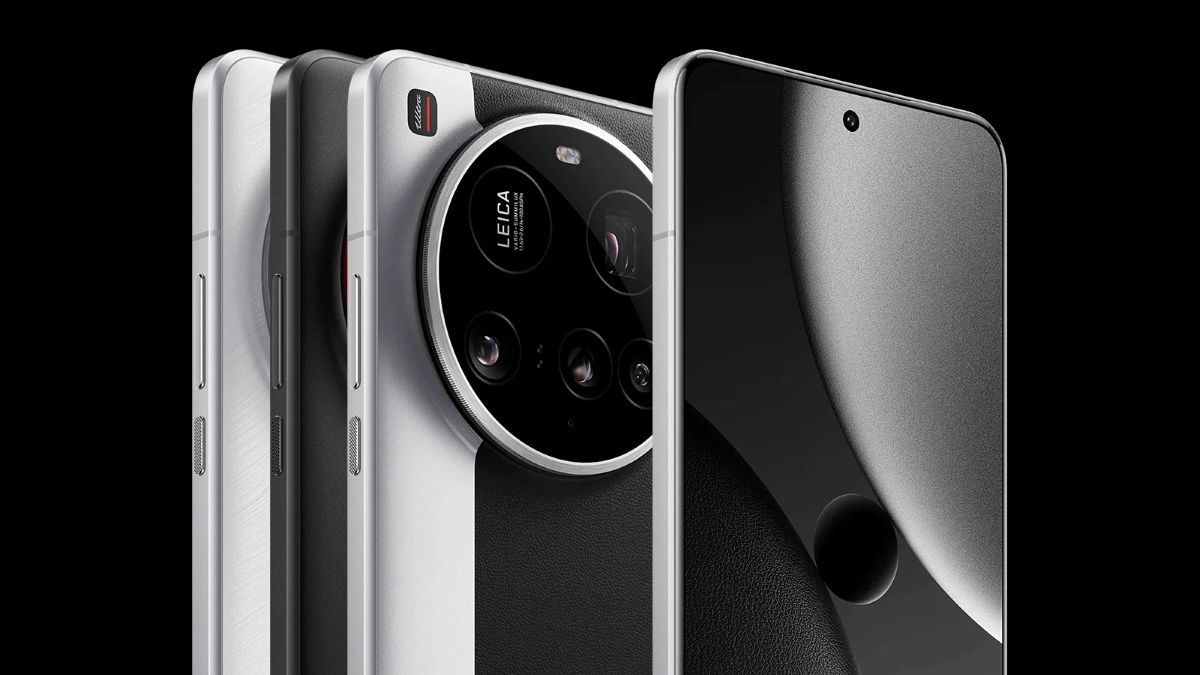 Xiaomi 15 Ultra Silver Chrome okostelefon egyedi, bőrhatású és üvegszálas kompozit hátlapja