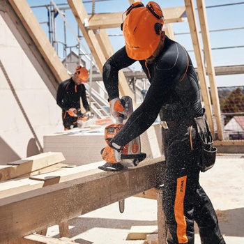 Image 1 of STIHL MSA 200 C-B (MA032000012)