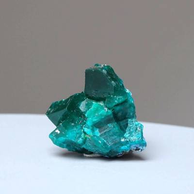 Dioptas přírodní krystaly 9,1g, Kongo DIO 8193