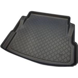  Гумирана стелка за багажник за Jaguar XE (2015+) Sedan with a mini spare tyre