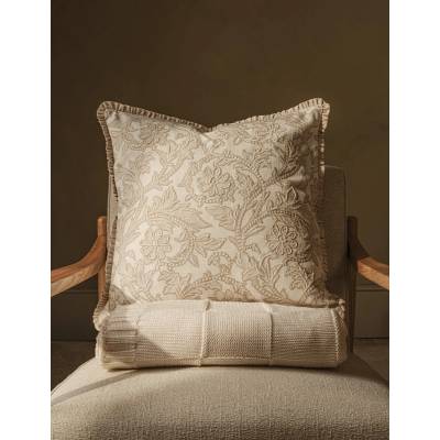 Marks & Spencer Бродирана възглавница от чист памук с цветен мотив Marks & Spencer бежова Marks & Spencer | Bezhov | Home | ЕДИН РАЗМЕР