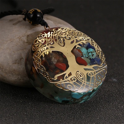 BudNej amulet strom života a čakry MN6022