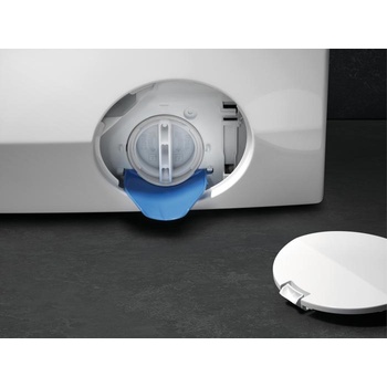 Image 1 of AEG LFR71742BE